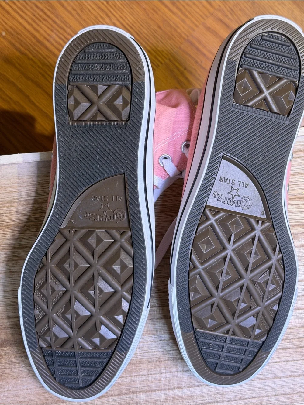 Converse Chuck Taylor All Star High-Top Pink Sneakers NWOT Sz Womens 10/Mens 8 - Picture 5 of 6